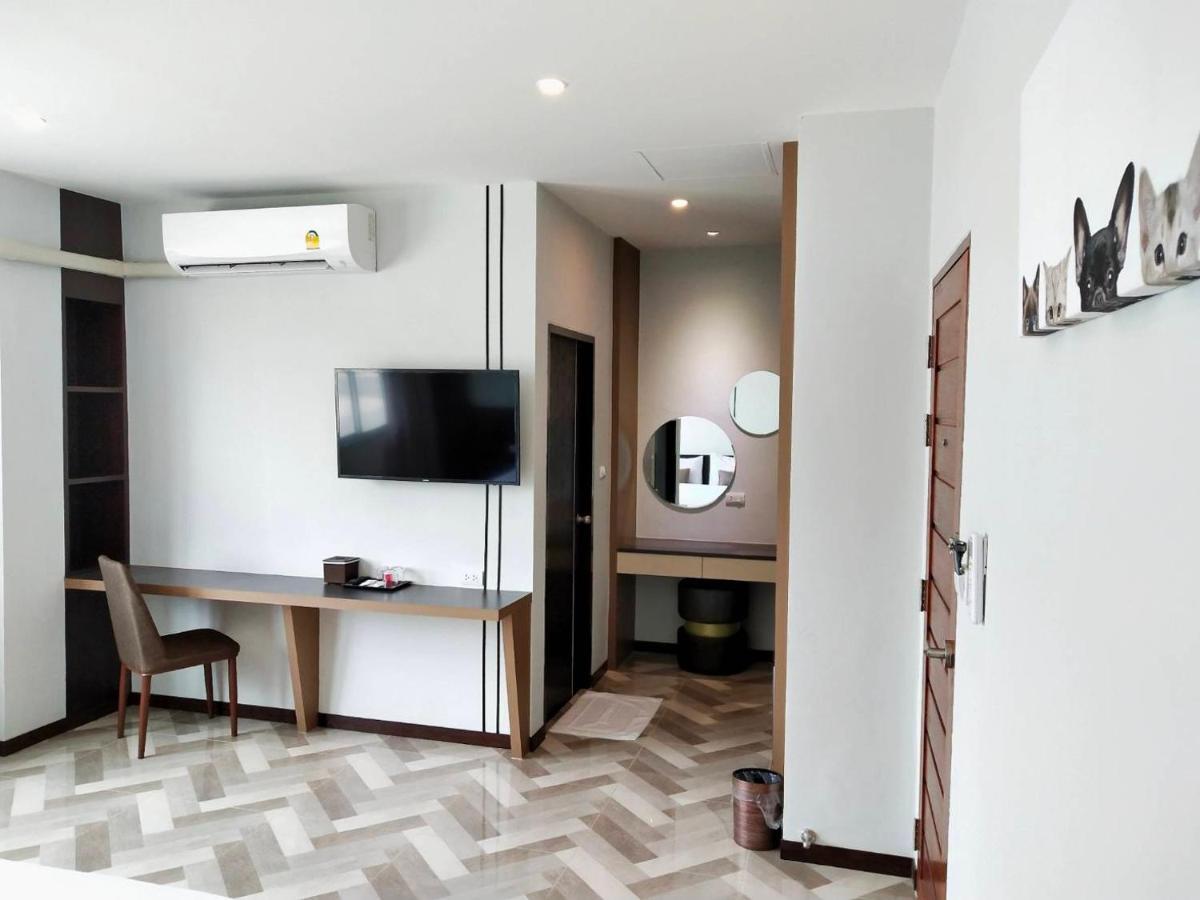 โคโค่ โฮเทล Koco Hotel Nakhon Ratchasima Exterior photo